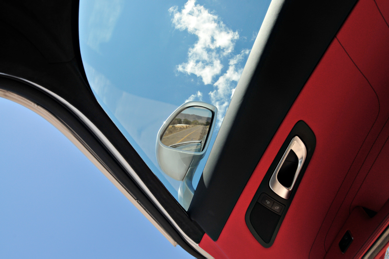 Illustration for article titled Mercedes-Benz SLS: Once Upon A Time In Mexico